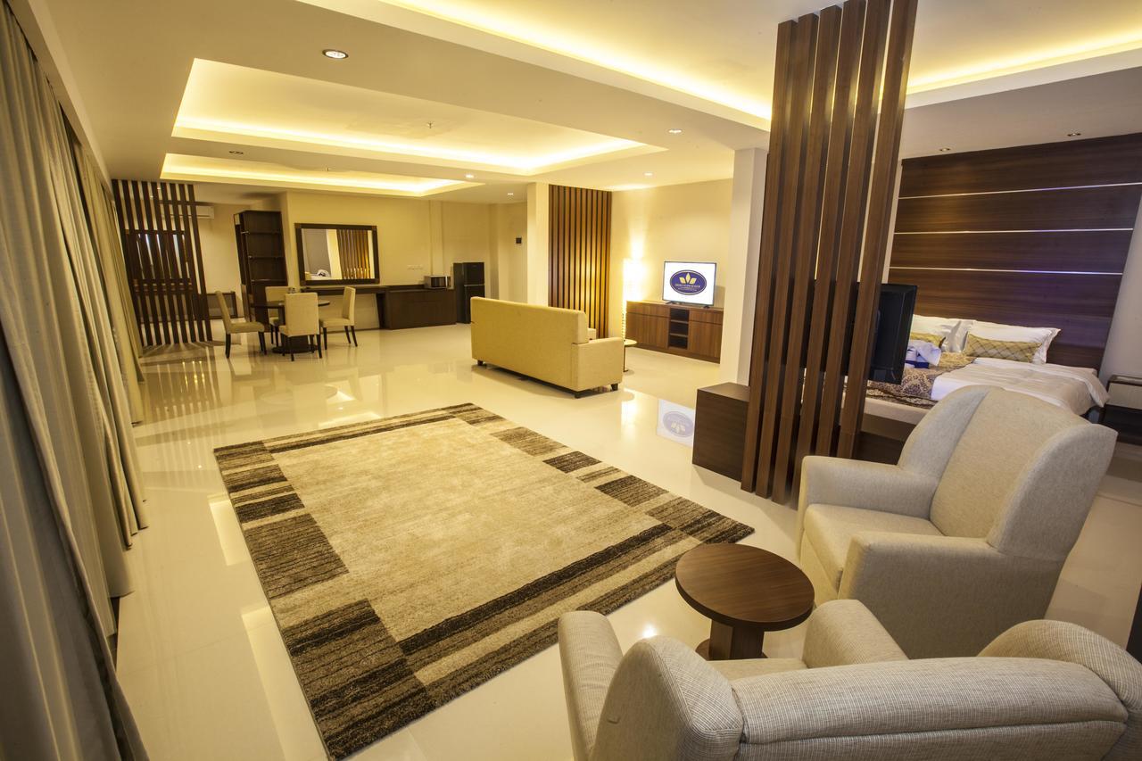 Grand Mulya Hotel Bogor Esterno foto
